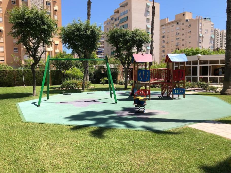 Precioso Apartamento En Urbanizacion Junto Al Mar. Alicante Ngoại thất bức ảnh